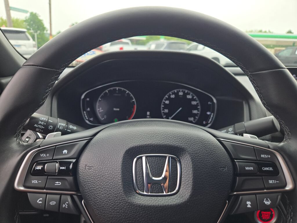 Used 2018 Honda Accord Sport image 34