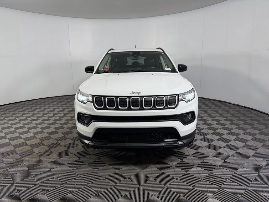 Used 2022 Jeep Compass Latitude image 5