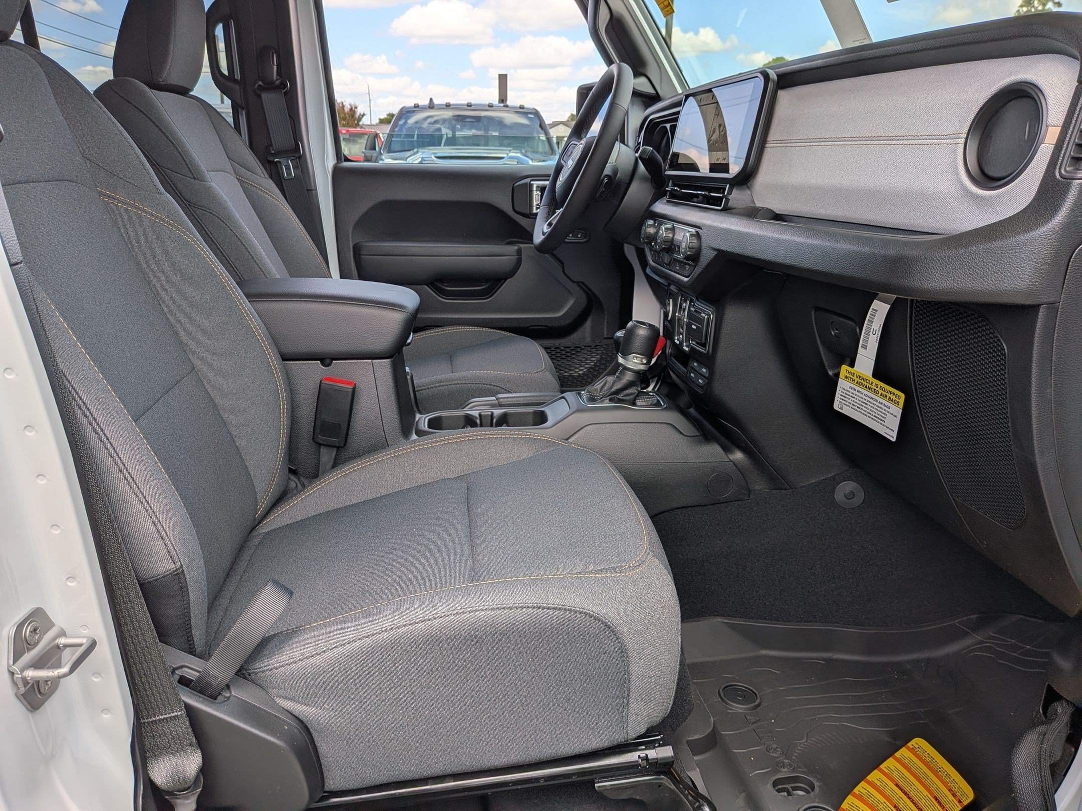 New 2026 Jeep Gladiator Sport AWD/4WD image 23
