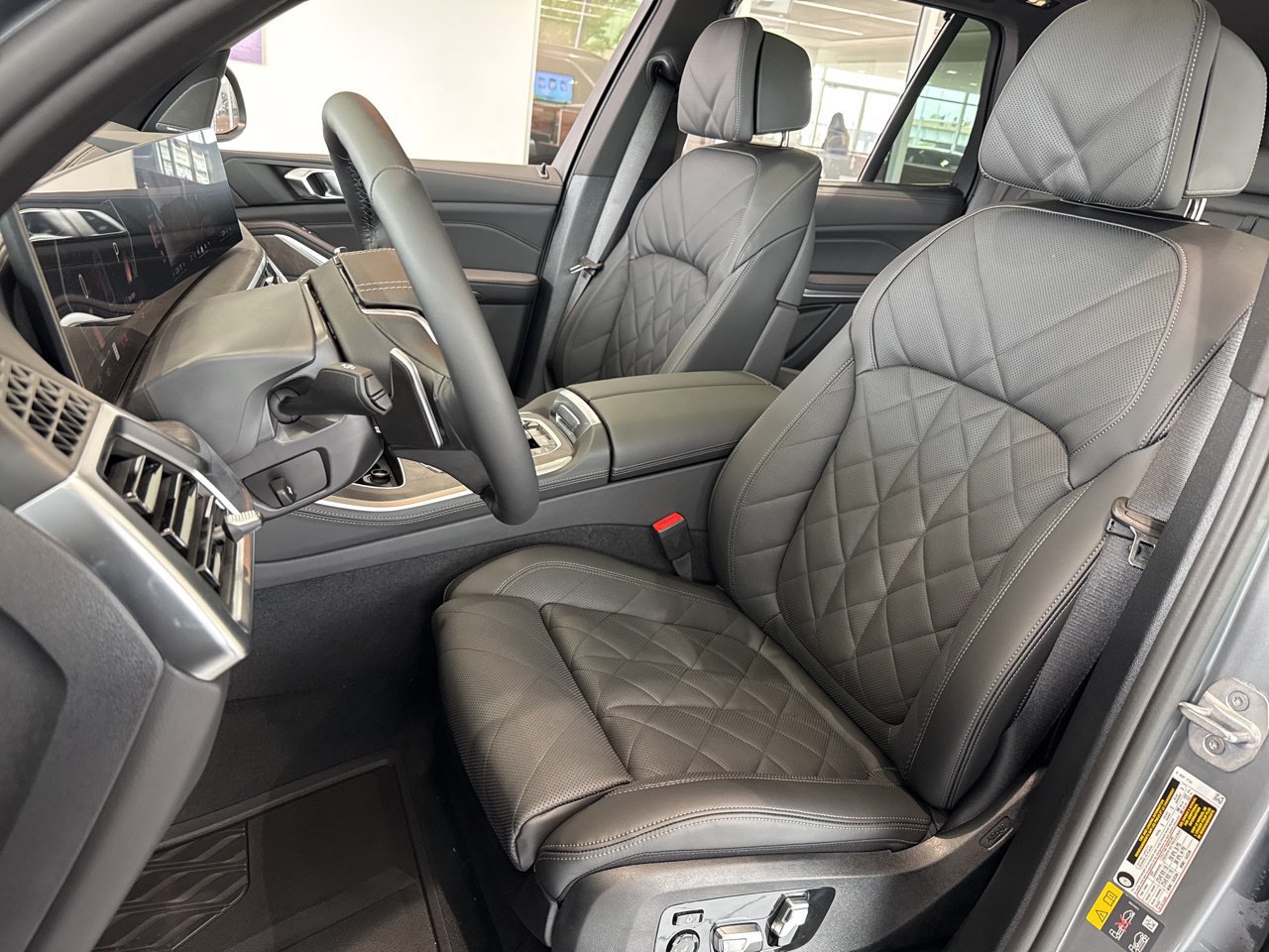 New 2026 BMW X5 xDrive50e w/ Executive Package AWD/4WD image 15