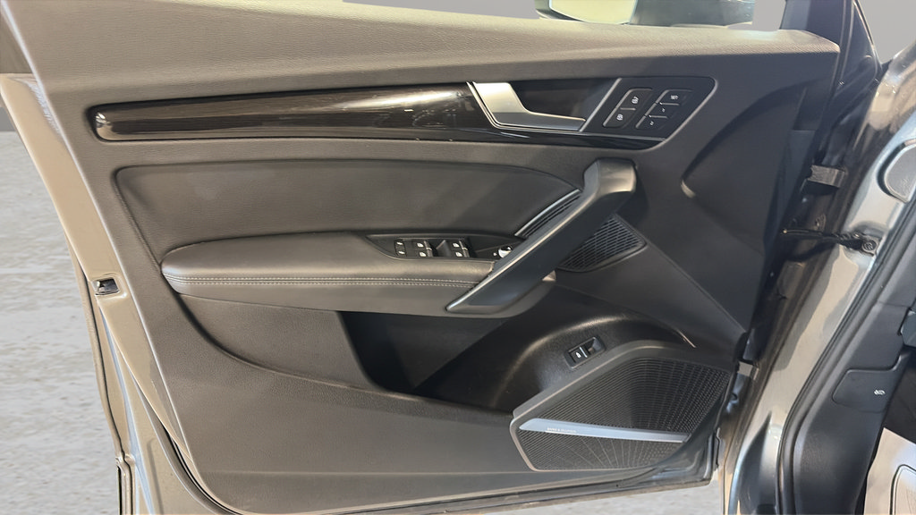 Used 2019 Audi Q5 2.0T Premium Plus AWD/4WD image 15