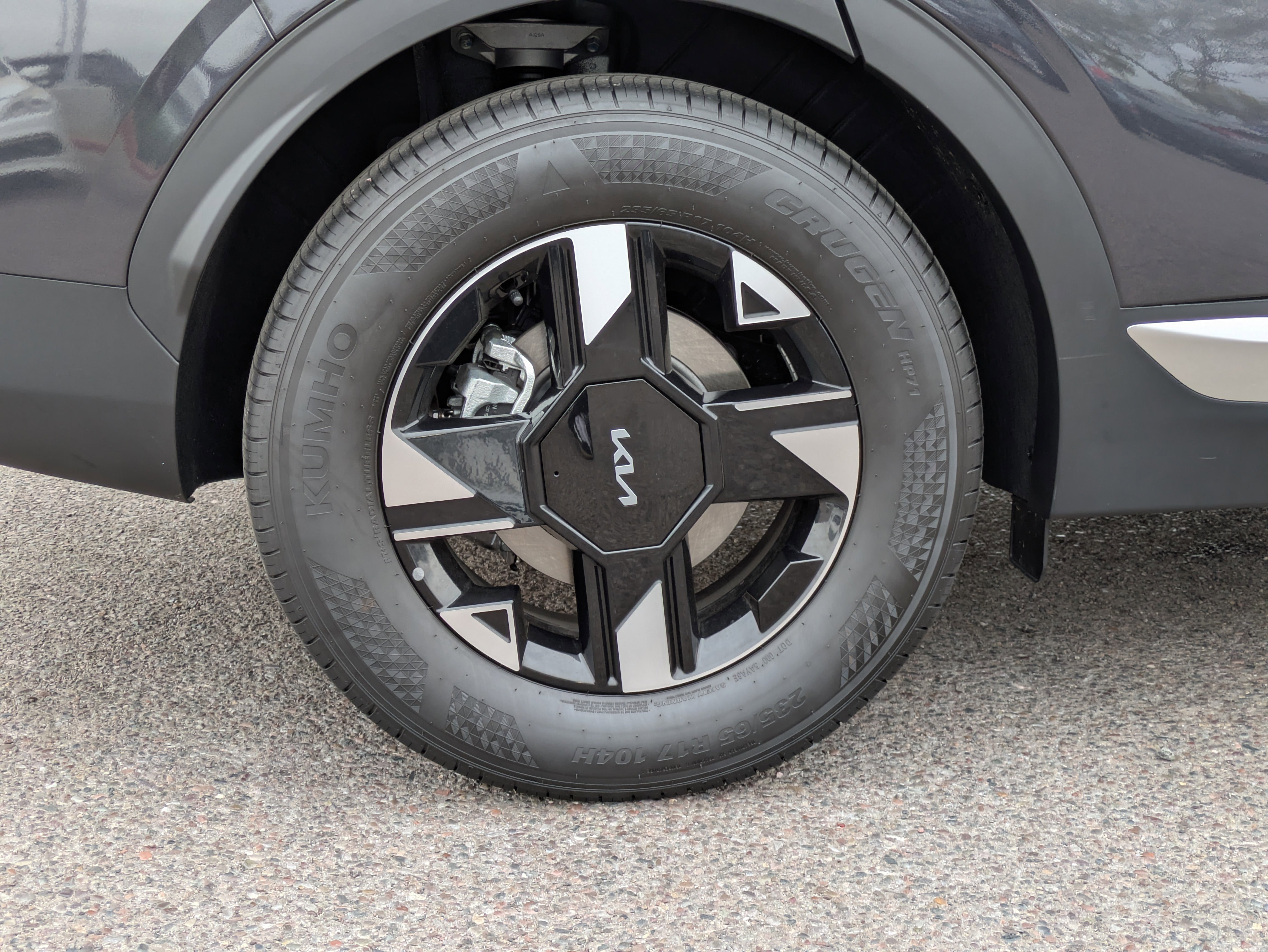 Used 2026 Kia Sportage LX image 9