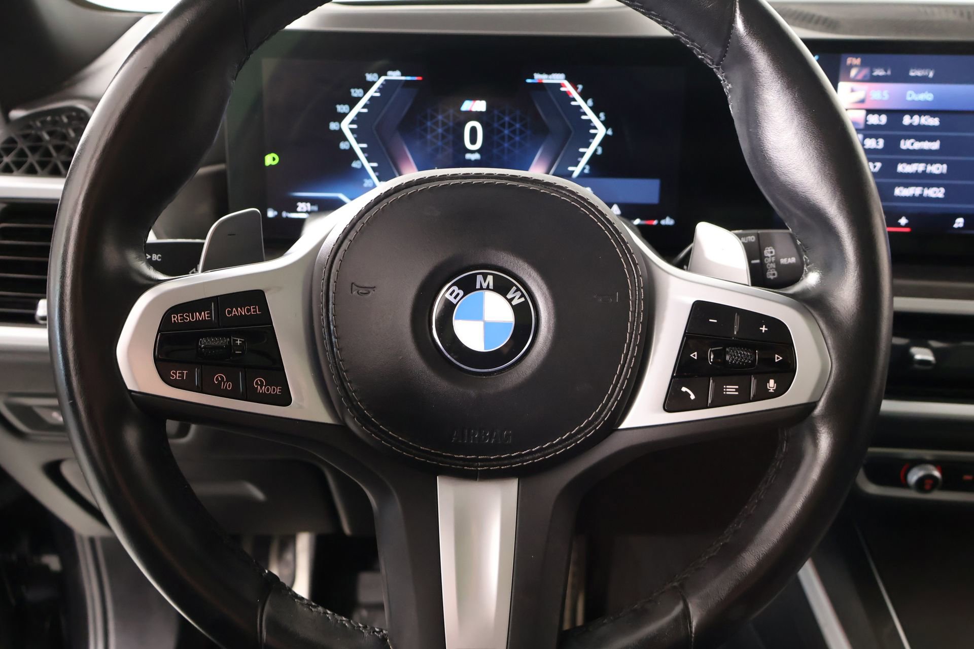 Used 2024 BMW X5 xDrive40i w/ Executive Package image 3