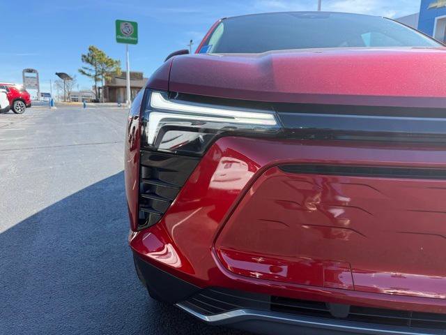 New 2026 Chevrolet Blazer EV LT image 3