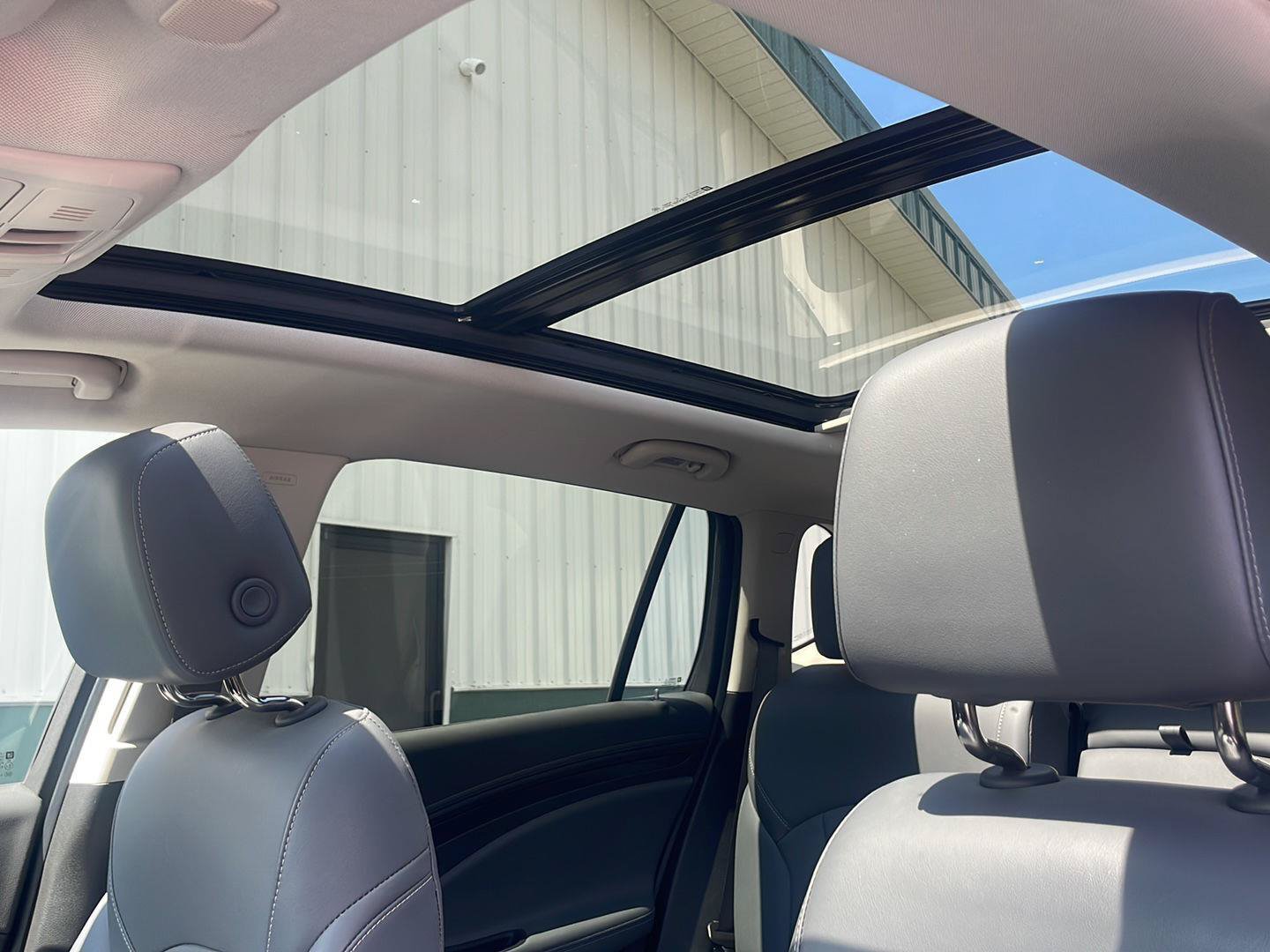 Certified 2020 Buick Envision Premium w/ LPO, Active Package AWD/4WD image 16