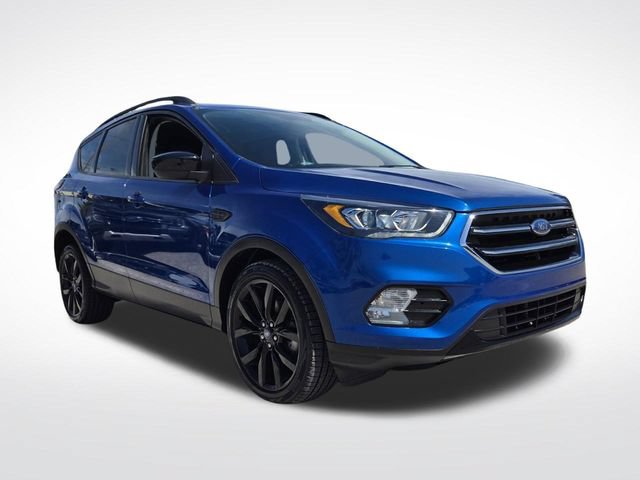 Certified 2019 Ford Escape SE FWD image 1