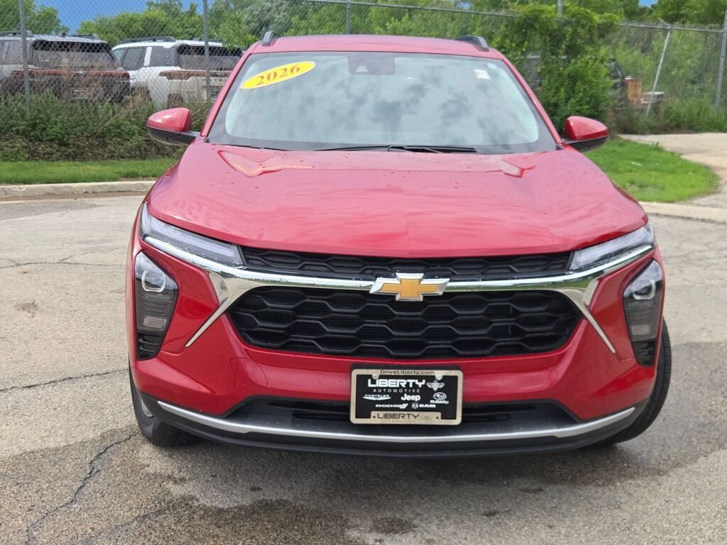 Used 2026 Chevrolet Trax LT w/ LT Convenience Package FWD image 4