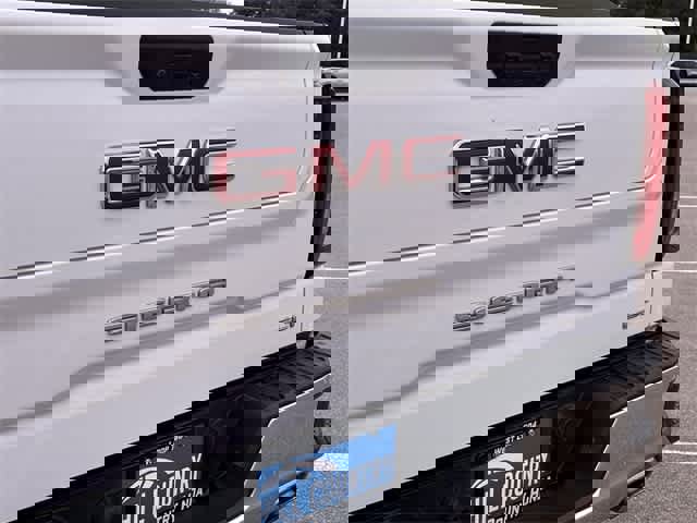 Used 2021 GMC Sierra 1500 SLT image 13