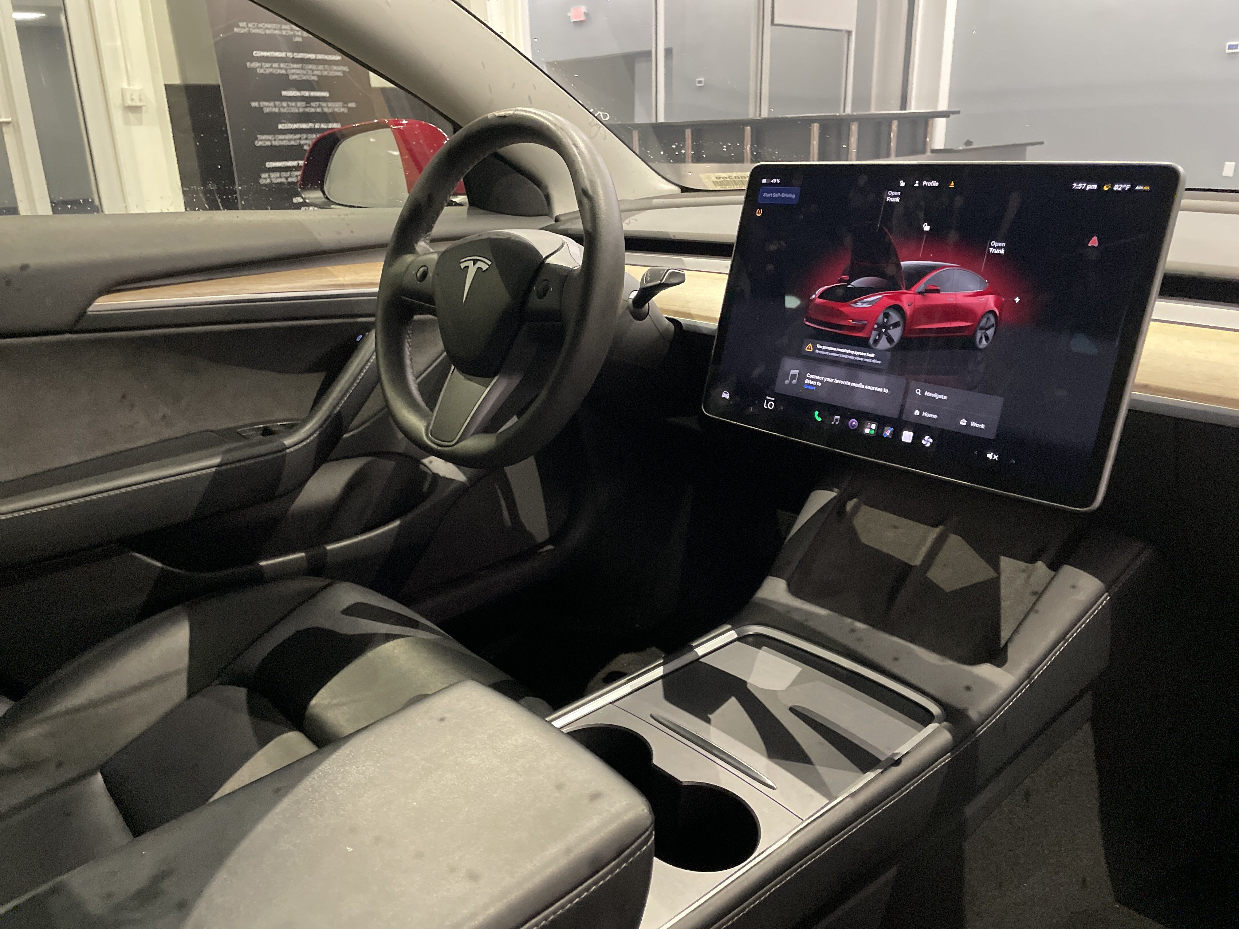 Used 2023 Tesla Model 3 Standard Range RWD image 32
