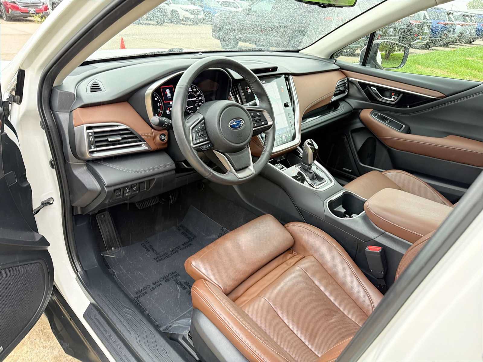 Certified 2024 Subaru Outback Touring XT AWD/4WD image 2