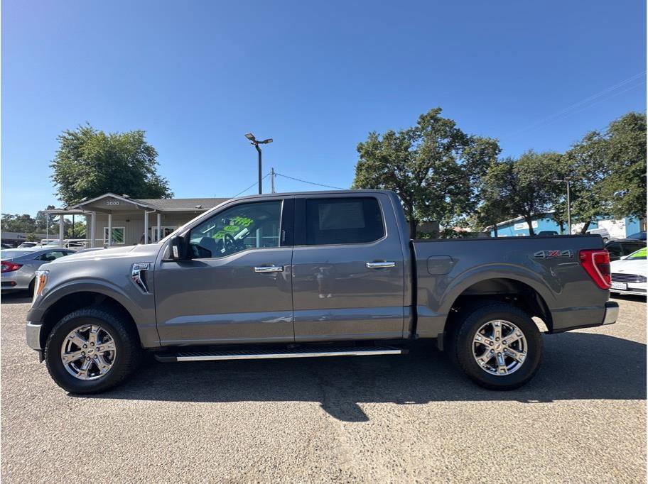 Used 2021 Ford F150 XLT w/ Equipment Group 302A High AWD/4WD image 4