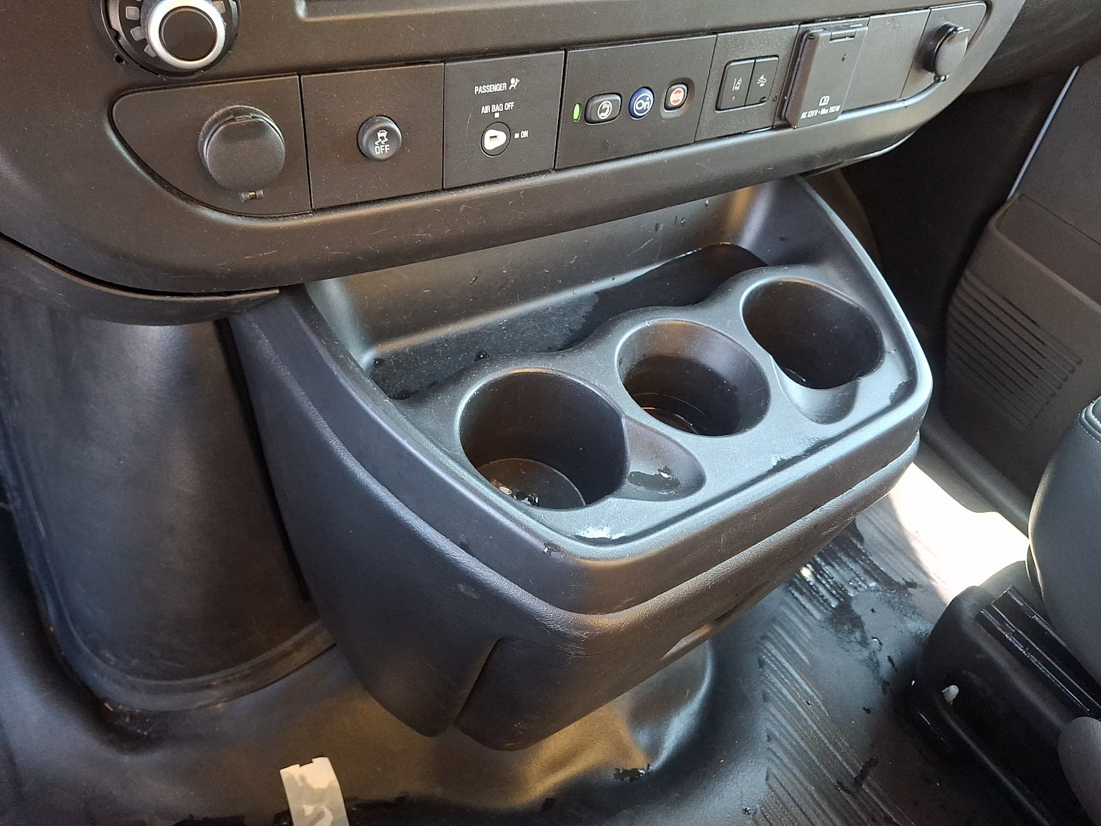Used 2022 Chevrolet Express 3500 w/ Power Convenience Package RWD image 15