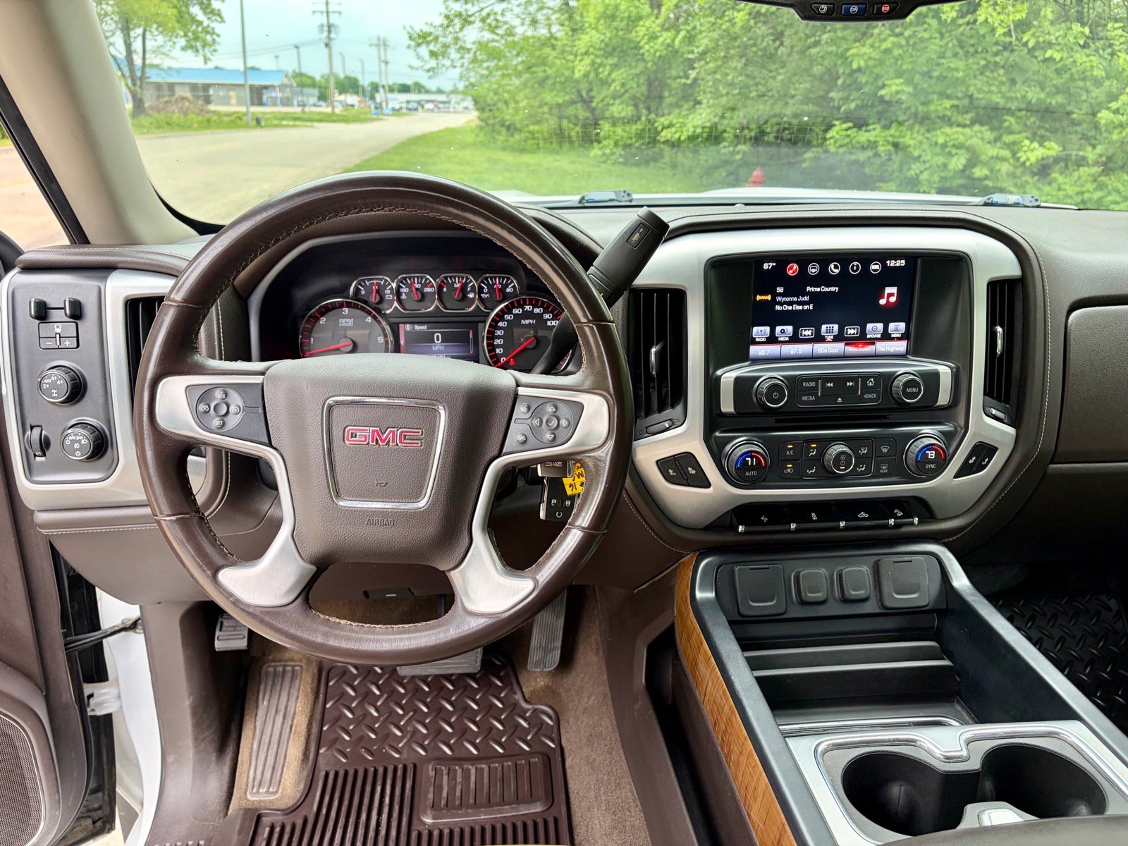 Used 2016 GMC Sierra 1500 SLT w/ SLT Premium Package AWD/4WD image 2