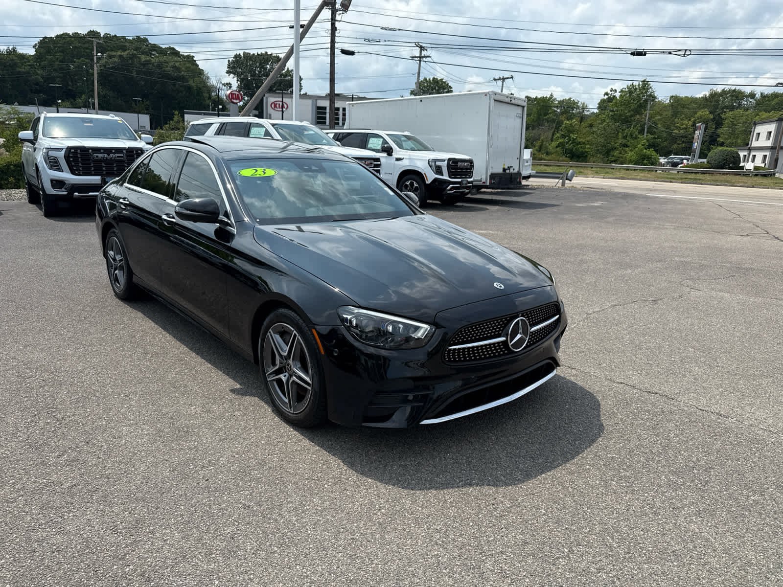 Used 2023 Mercedes-Benz E 350 4MATIC Sedan image 7