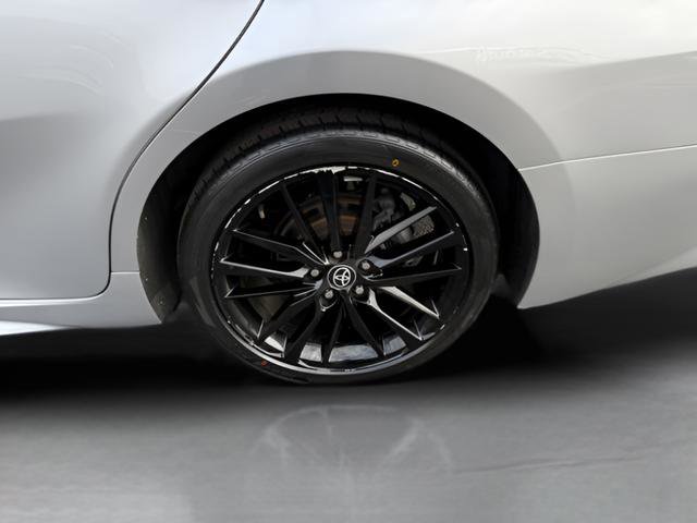 Used 2023 Toyota Camry XSE FWD image 22