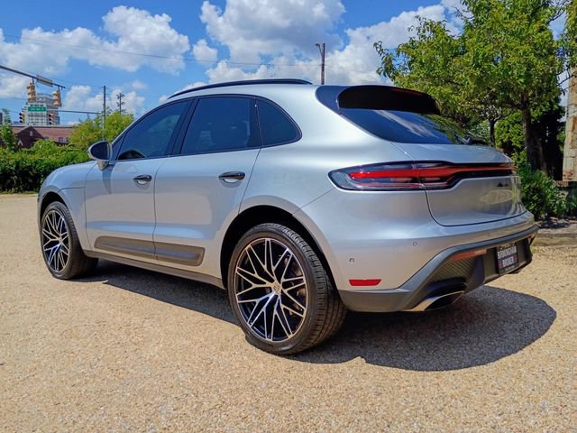 Used 2022 Porsche Macan AWD/4WD image 11