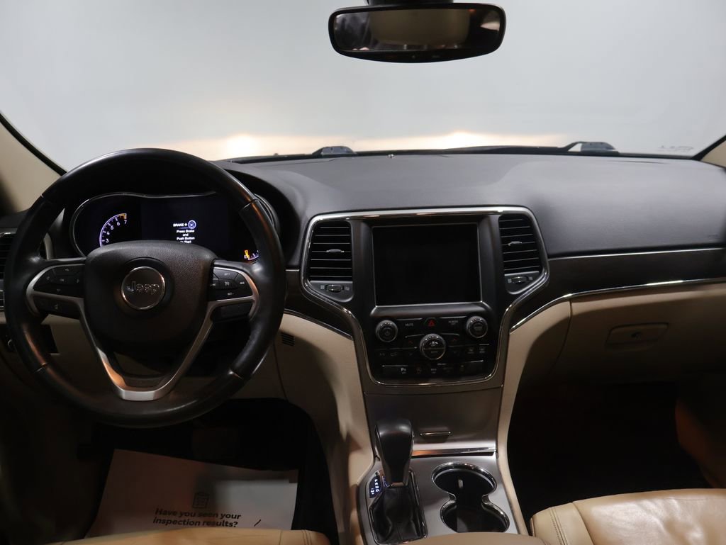 Used 2018 Jeep Grand Cherokee Limited image 19