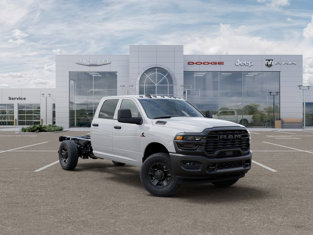 New 2025 RAM 3500 Tradesman AWD/4WD image 5