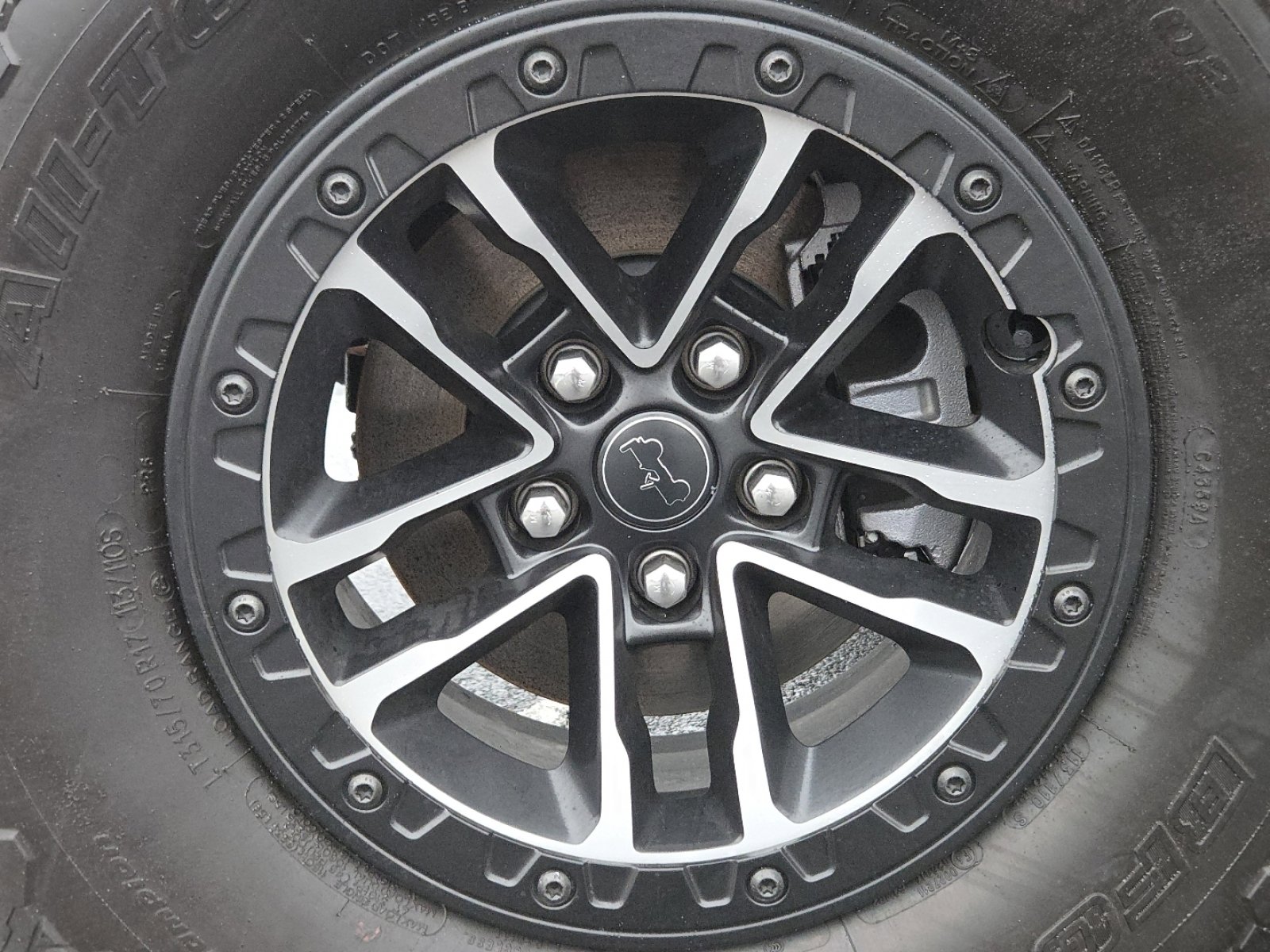 Used 2025 Jeep Wrangler Unlimited Sport image 9