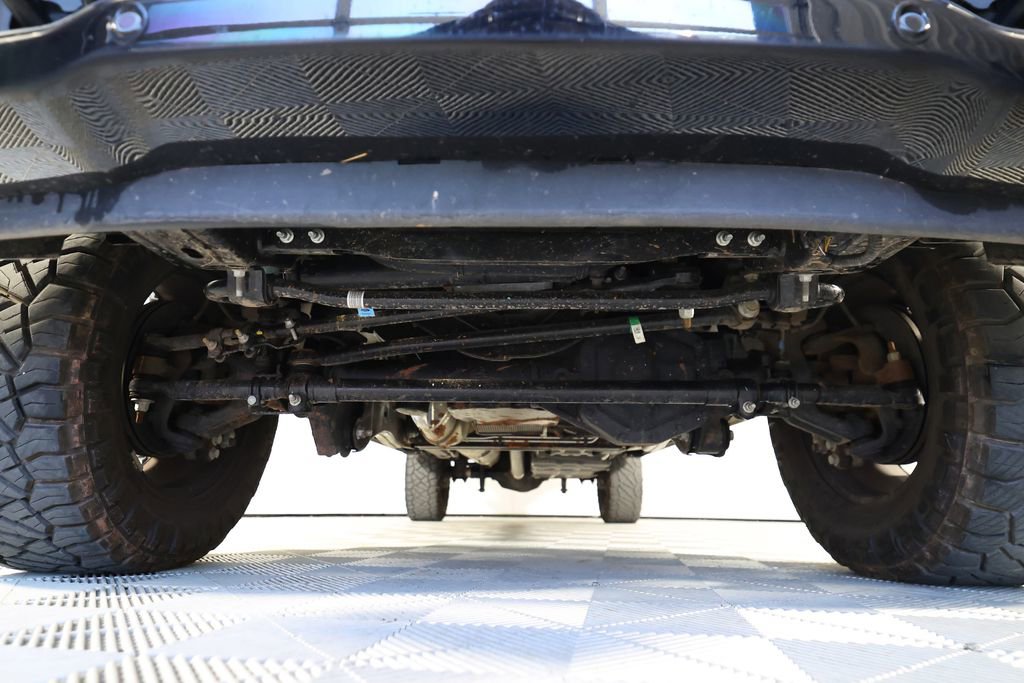 Used 2025 Ford F250 Platinum w/ FX4 Off-Road Package image 44