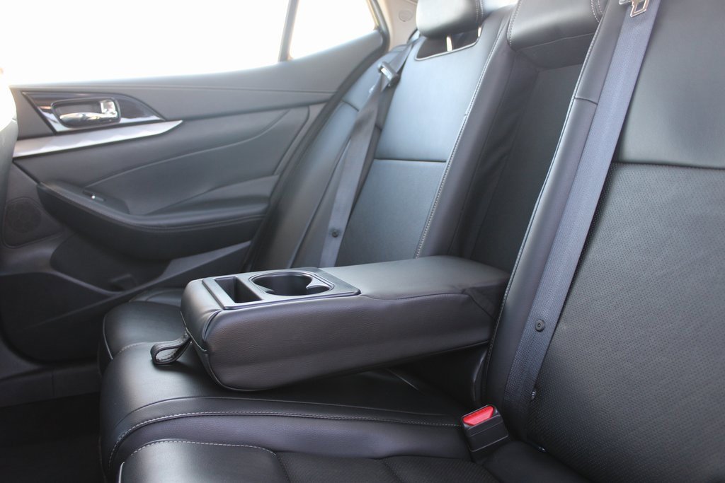 Used 2023 Nissan Maxima SL image 30