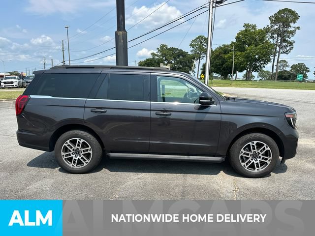 Used 2025 Ford Expedition Active AWD/4WD image 4