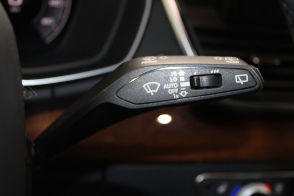 Used 2023 Audi Q5 2.0T Premium Plus image 40