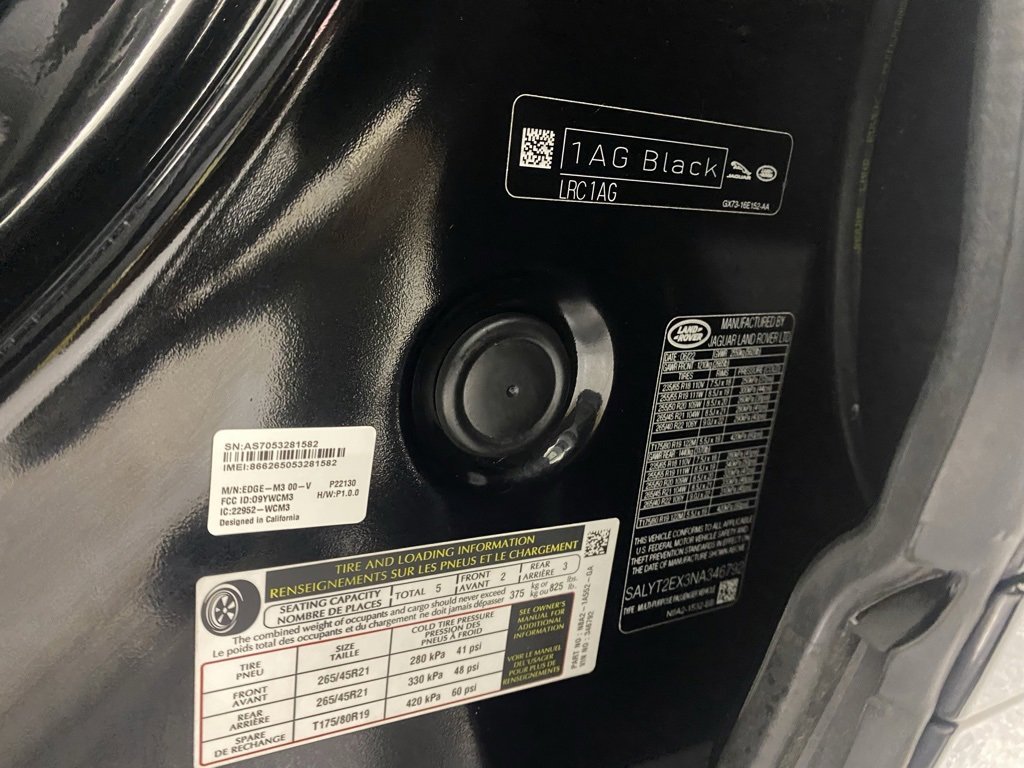 Used 2022 Land Rover Range Rover Velar R-Dynamic S image 31