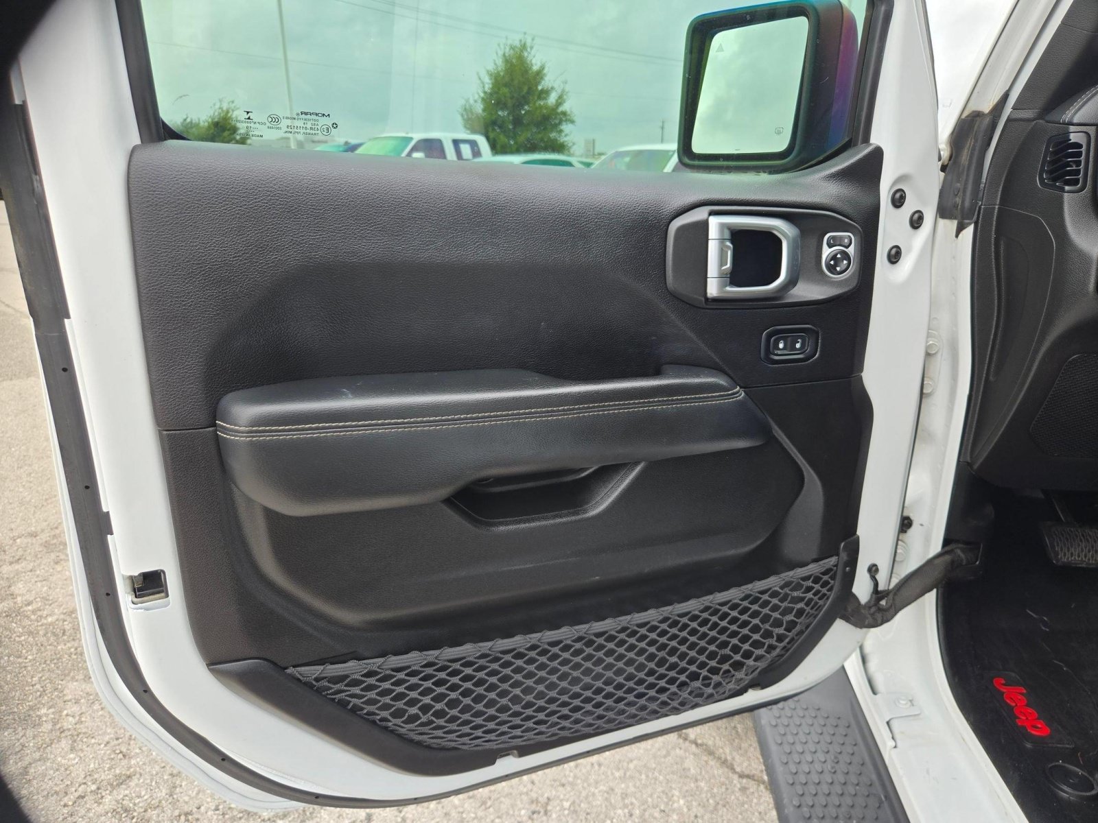 Used 2019 Jeep Wrangler Unlimited Rubicon AWD/4WD image 12