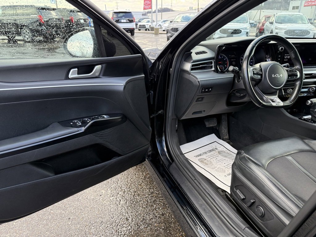 Used 2023 Kia K5 GT-Line w/ GT-Line Premium Package image 13