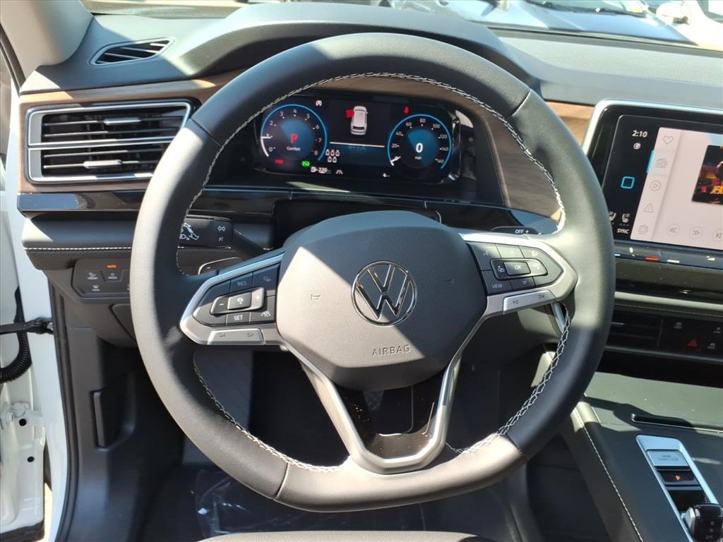New 2026 Volkswagen Atlas SE image 15