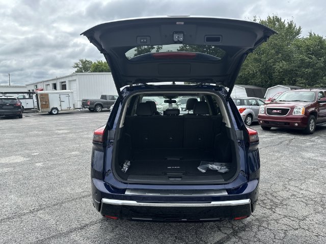 New 2026 Nissan Rogue Platinum w/ Platinum Premium Package AWD/4WD image 30