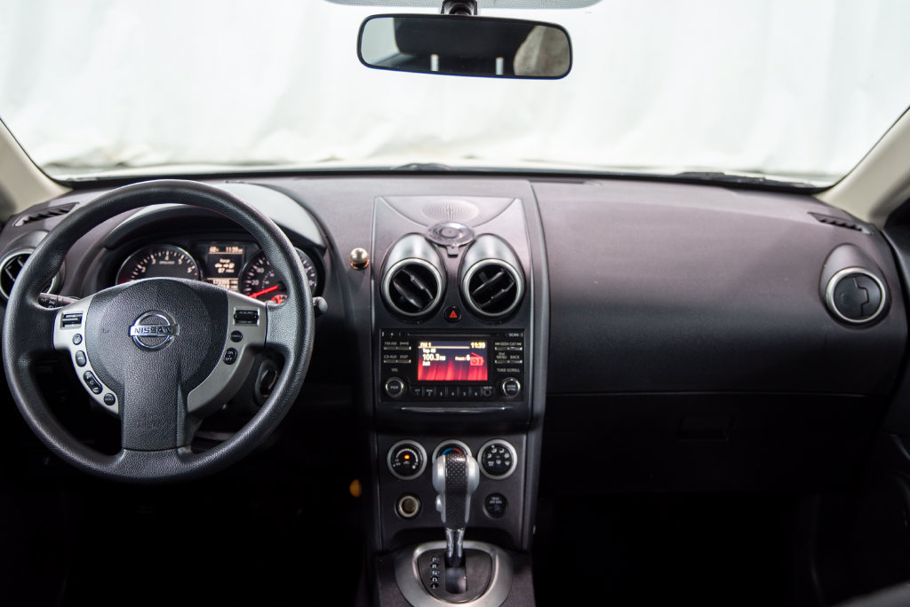 Used 2012 Nissan Rogue SV AWD/4WD image 15