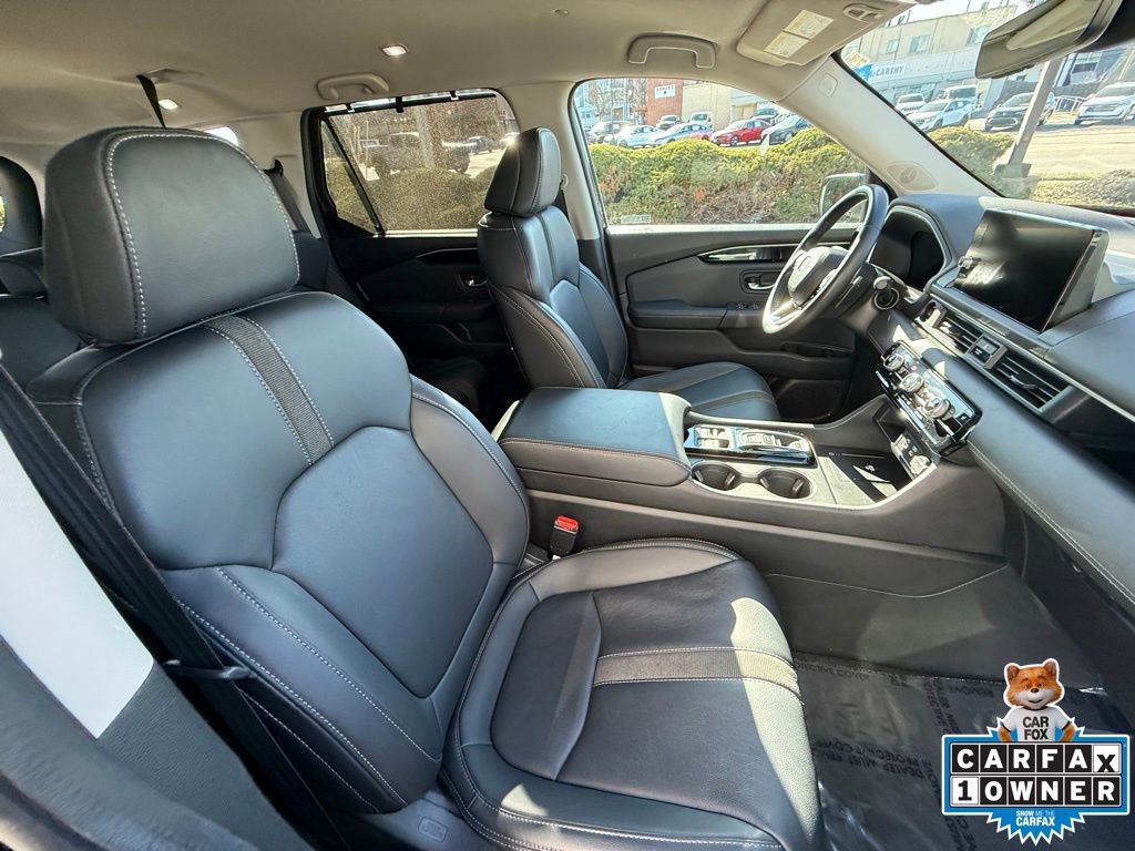 Used 2025 Honda Pilot EX-L image 43