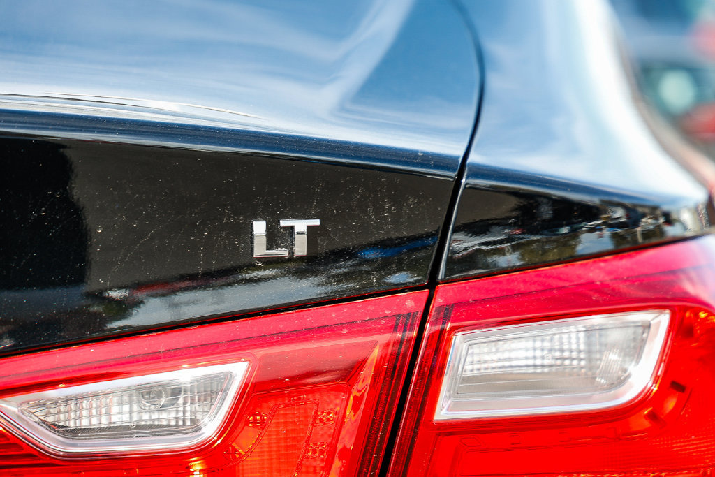 Used 2025 Chevrolet Malibu LT FWD image 14