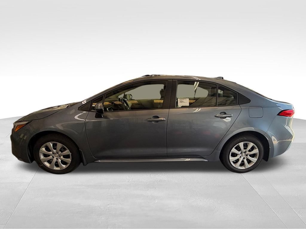 New 2026 Toyota Corolla LE FWD image 2