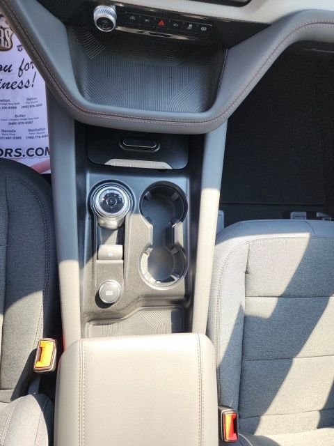 Used 2025 Ford Explorer Active image 25