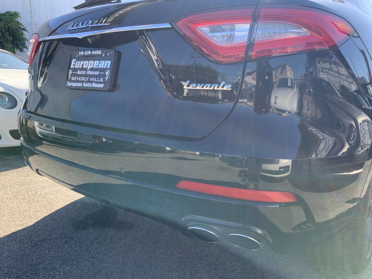 Used 2019 Maserati Levante AWD/4WD image 8