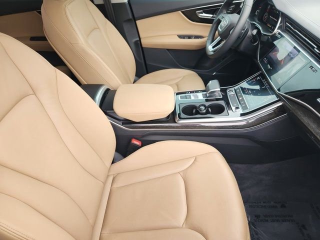Used 2023 Audi Q7 3.0T Premium Plus w/ Premium Plus Package image 19