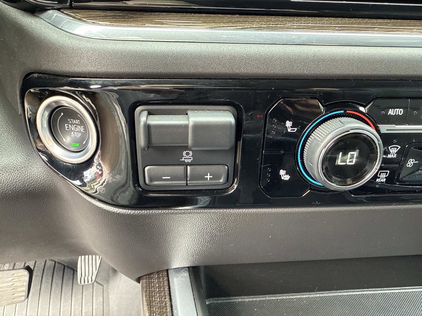 Used 2024 Chevrolet Silverado 1500 LT Trail Boss w/ Convenience Package II image 27