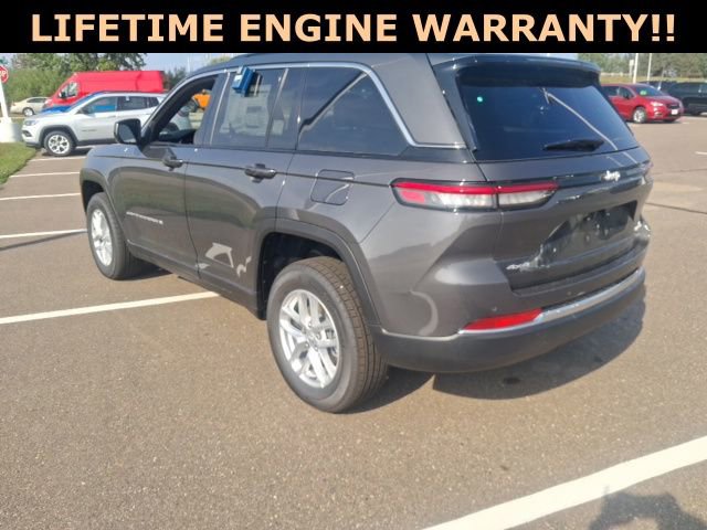 New 2025 Jeep Grand Cherokee Laredo X w/ Trailer Tow Package image 32