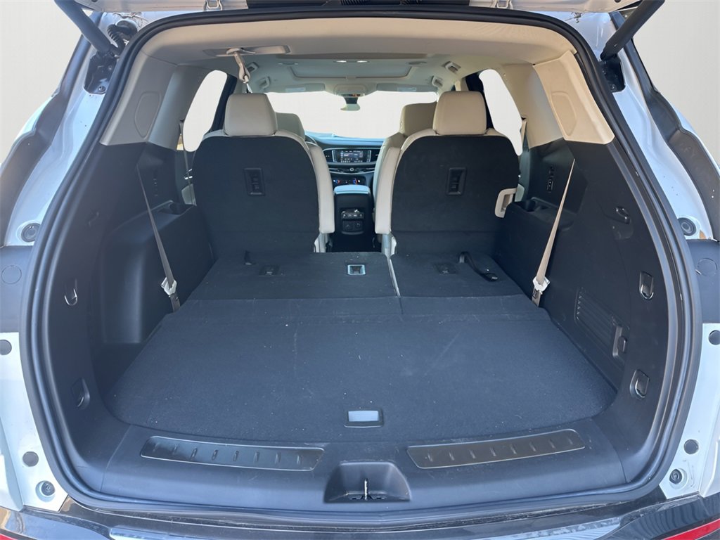 Used 2022 Buick Enclave Essence w/ Experience Buick Package image 22