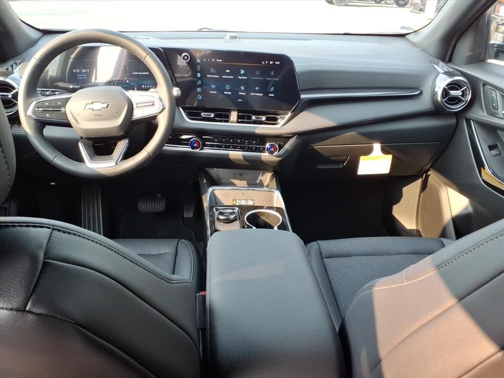 New 2027 Chevrolet Equinox LT w/ Convenience Package II FWD image 19