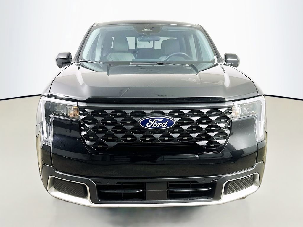 Used 2025 Ford Maverick Lariat AWD/4WD image 2