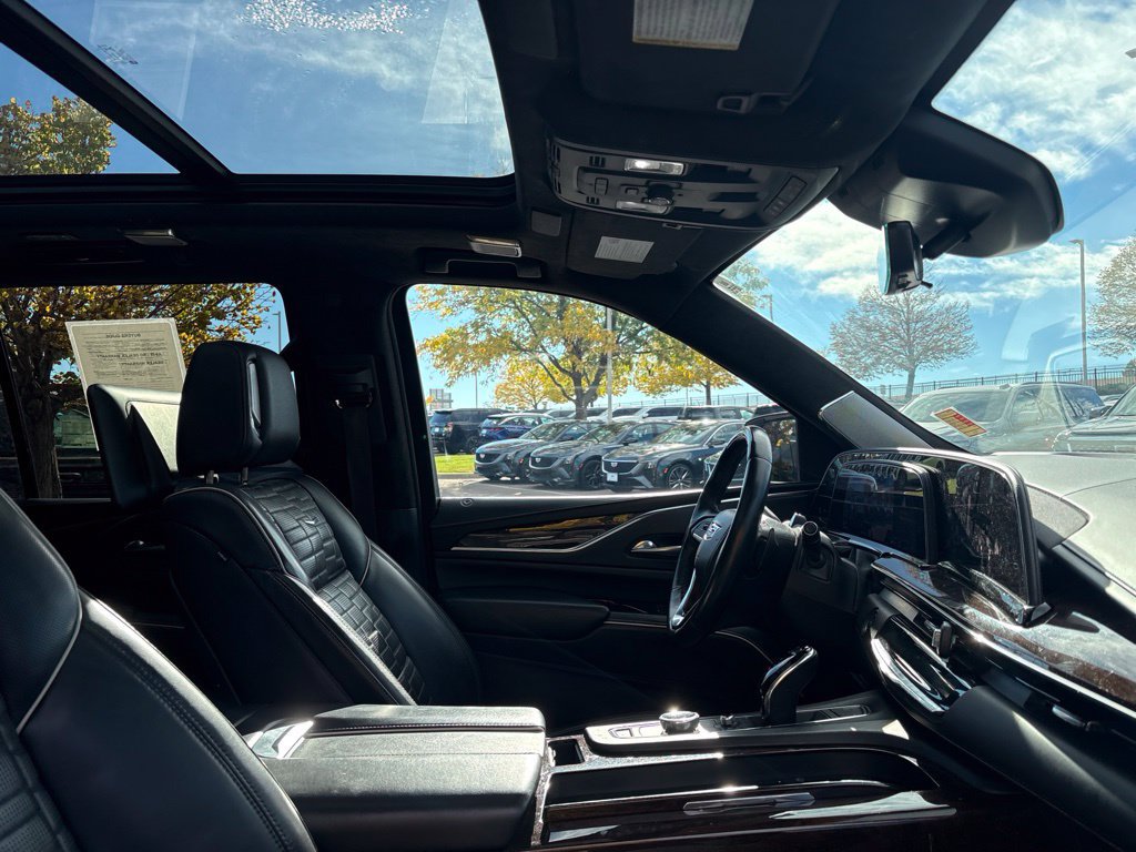 Used 2021 Cadillac Escalade Sport Platinum AWD/4WD image 29