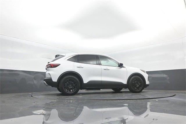 Certified 2024 Ford Escape Active image 31