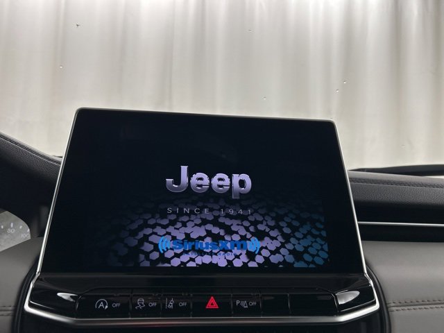 Used 2024 Jeep Compass Limited image 12