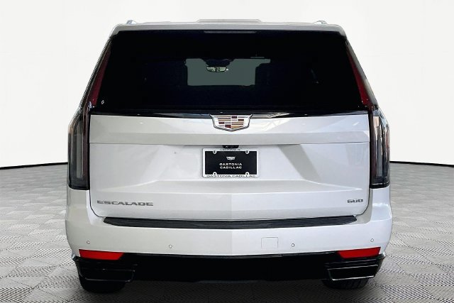 Used 2024 Cadillac Escalade Sport w/ Touring Package AWD/4WD image 6