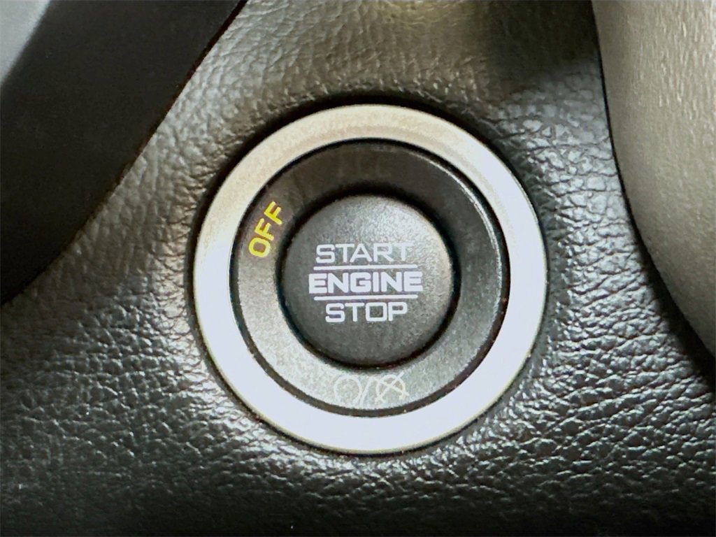 Used 2020 RAM 3500 Laramie image 34