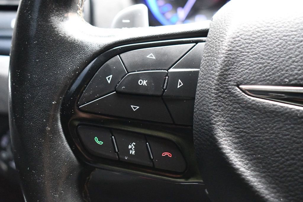 Used 2019 Chrysler 300 S image 26